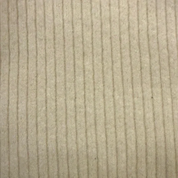 Chic Beige Ribbed 100% cashmere Tank Top - Picture 3 of 6